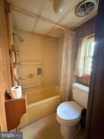 310 WALNUT DALE ROAD, Shippensburg, PA 17257