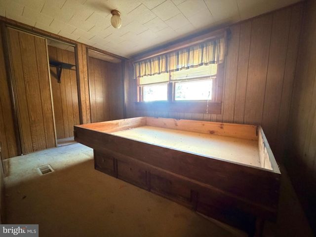 310 WALNUT DALE ROAD, Shippensburg, PA 17257