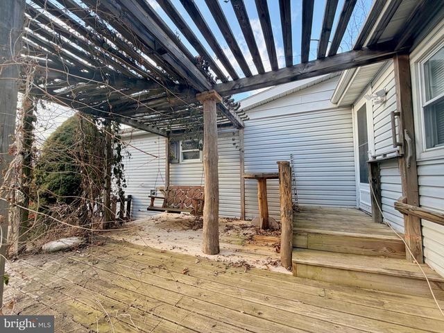 310 WALNUT DALE ROAD, Shippensburg, PA 17257