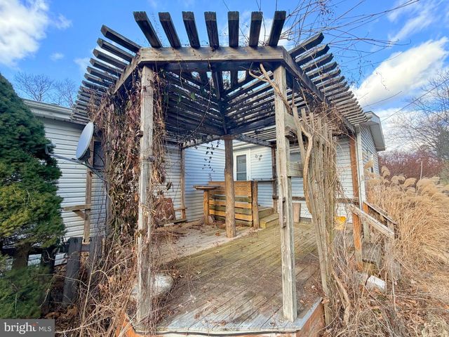 310 WALNUT DALE ROAD, Shippensburg, PA 17257