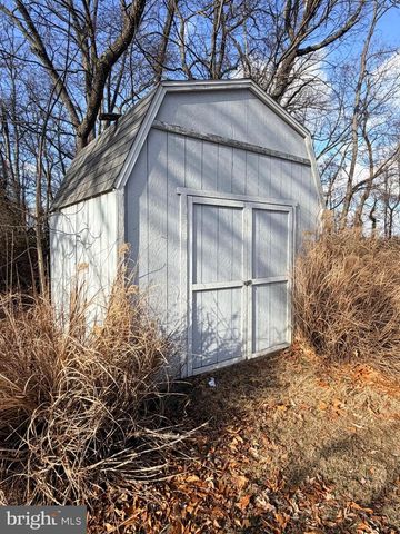 310 WALNUT DALE ROAD, Shippensburg, PA 17257