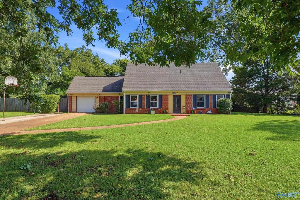 1512 Olive Street SE, Decatur, AL 35601