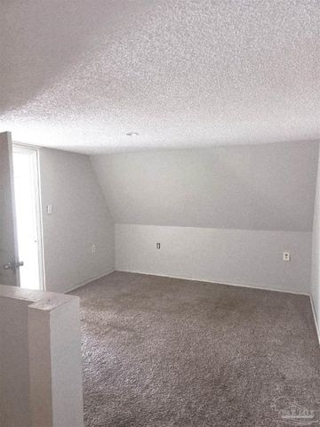 5805 Gazebo St, Milton, FL 32583