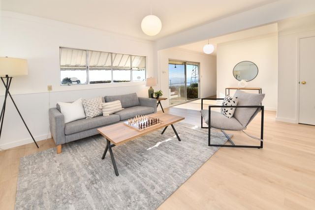 8530 Terrace Dr, El Cerrito, CA 94530