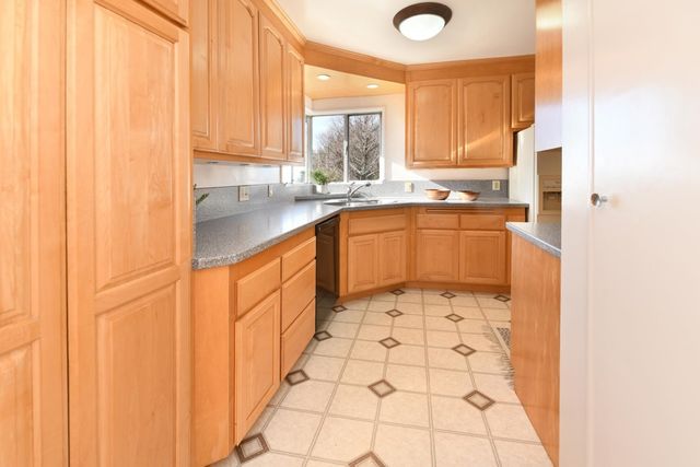 8530 Terrace Dr, El Cerrito, CA 94530