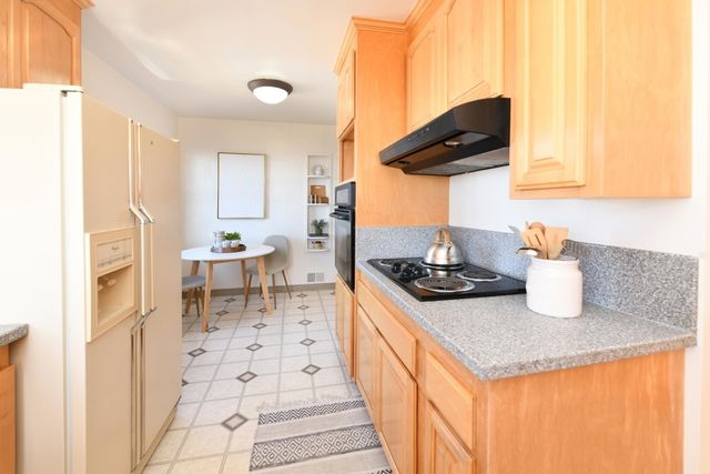 8530 Terrace Dr, El Cerrito, CA 94530