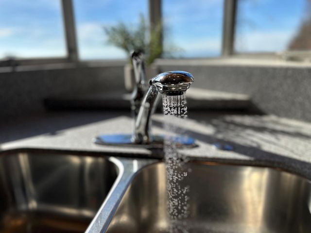 8530 Terrace Dr, El Cerrito, CA 94530