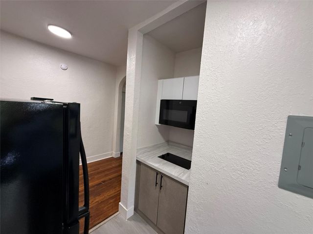 2000 Jefferson Street 18, Hollywood, FL 33020