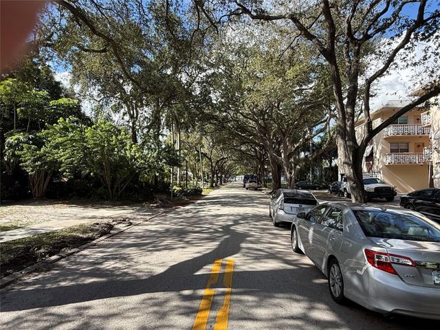 2000 Jefferson Street 18, Hollywood, FL 33020