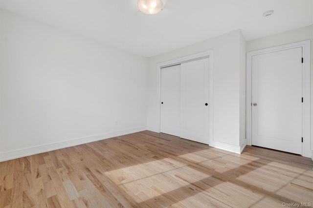 2216 Crompond Road E, Yorktown Heights, NY 10598