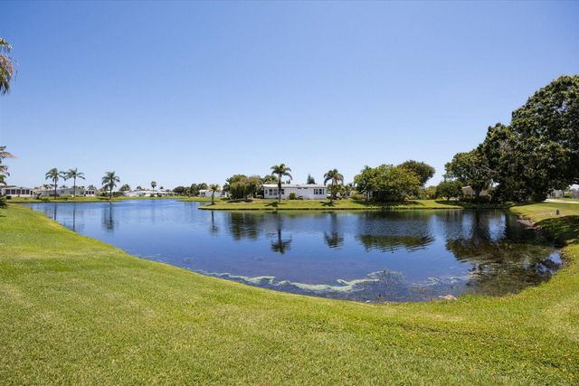 8498 Labelia Court, Port St. Lucie, FL 34952