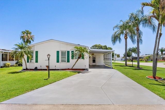 8498 Labelia Court, Port St. Lucie, FL 34952