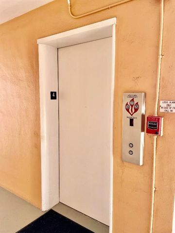 15 S Golfview Road 403, Lake Worth Beach, FL 33460