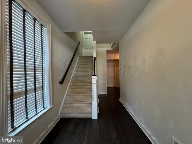 22555 WINDSOR LOCKS SQ, Ashburn, VA 20148