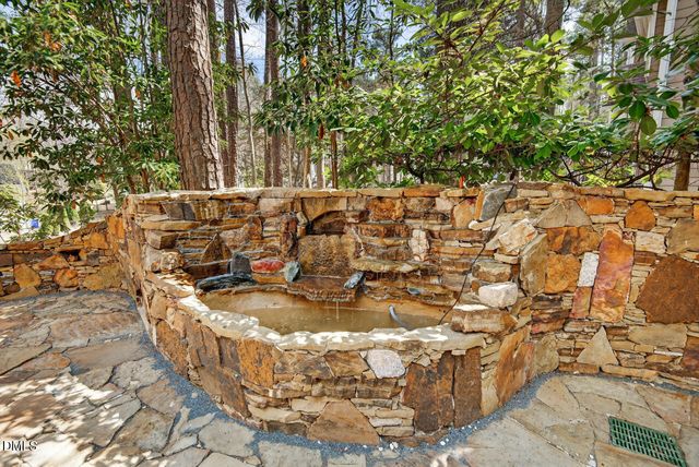 100 Juniper Court, Carrboro, NC 27510