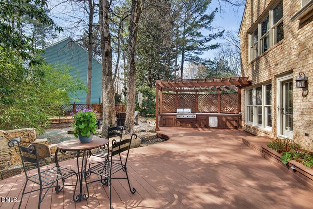 100 Juniper Court, Carrboro, NC 27510