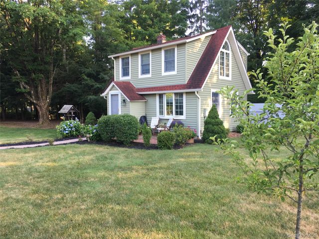 17 Washington Avenue Cottage, Bedford, NY 10506