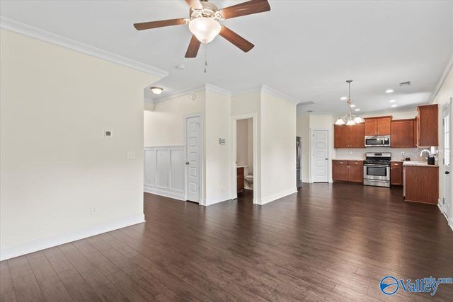 7042 Camrose Lane, Huntsville, AL 35806