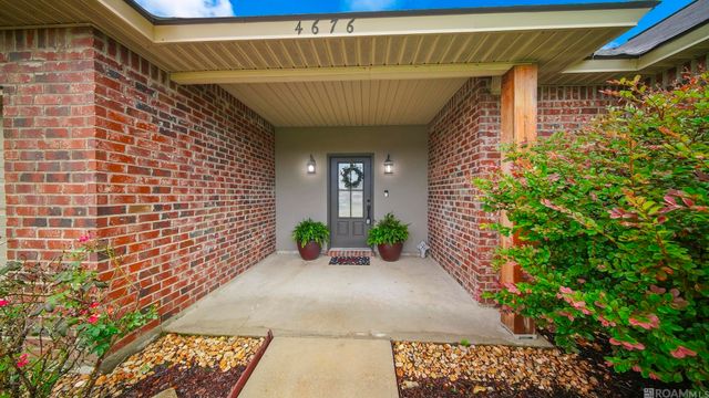4676 Aubrey Ann Dr, Addis, LA 70710