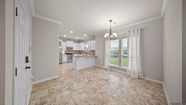 4676 Aubrey Ann Dr, Addis, LA 70710