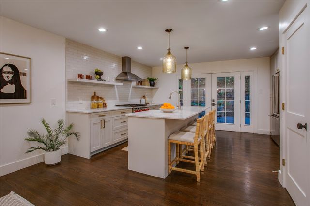 2230 Kessler Parkway, Dallas, TX 75208