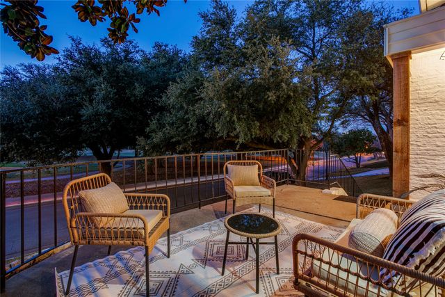 2230 Kessler Parkway, Dallas, TX 75208