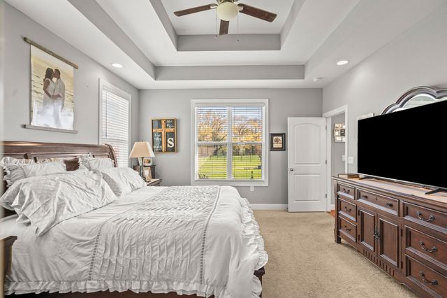 1027 Founders Ln, Portland, TN 37148