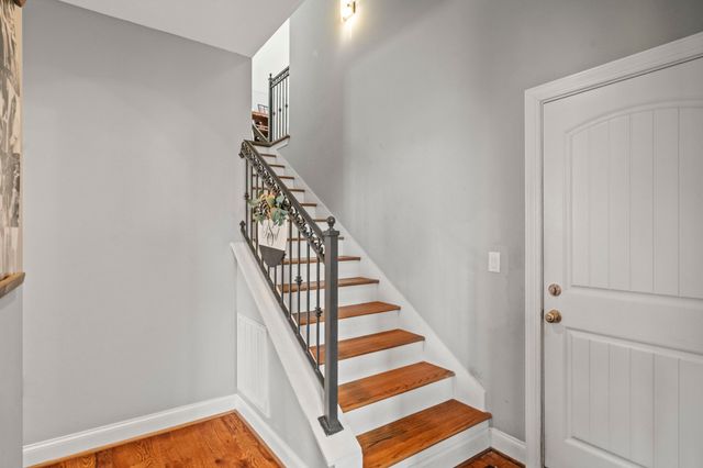 1027 Founders Ln, Portland, TN 37148