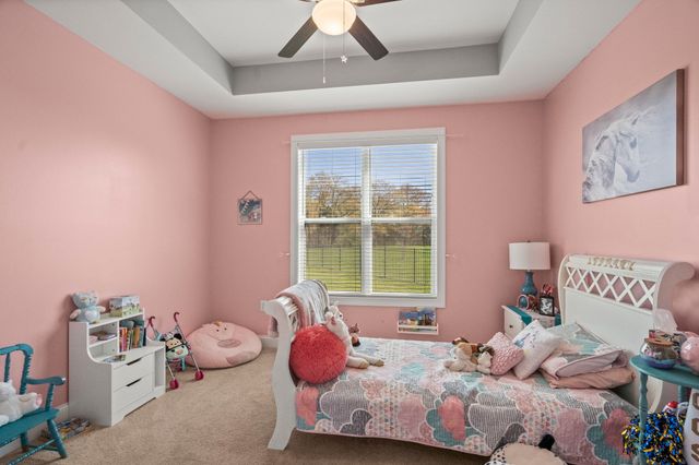 1027 Founders Ln, Portland, TN 37148