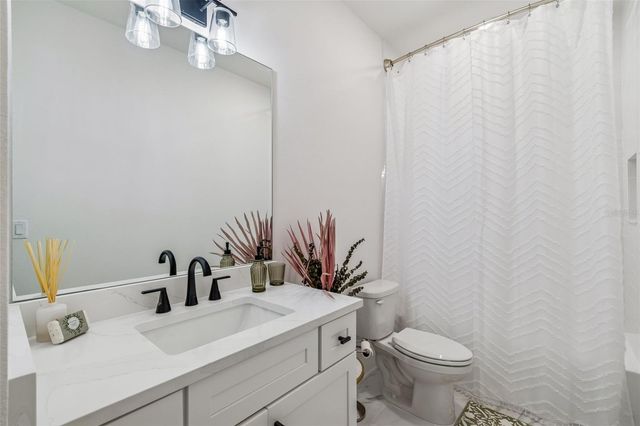 3016 W BALLAST POINT BOULEVARD, Tampa, FL 33611