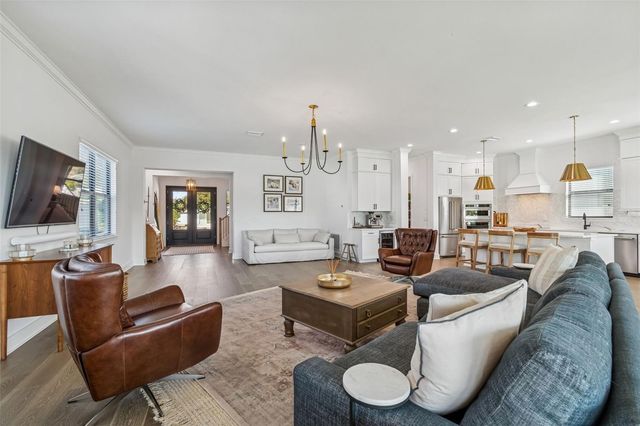 3016 W BALLAST POINT BOULEVARD, Tampa, FL 33611