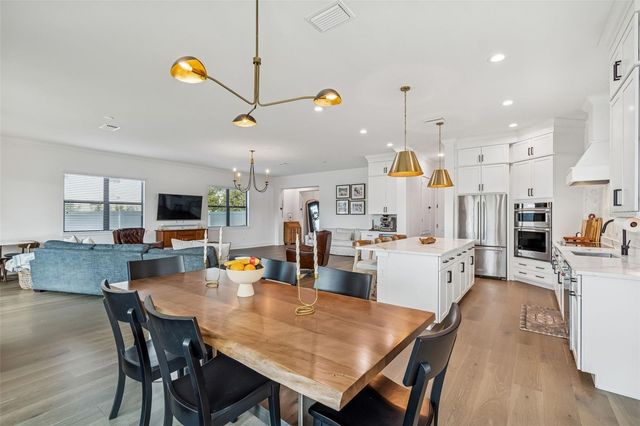 3016 W BALLAST POINT BOULEVARD, Tampa, FL 33611