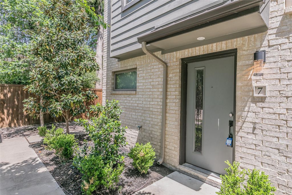 5901 Ross Avenue 7, Dallas, TX 75206
