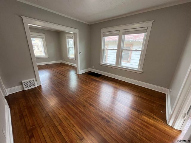 3219 Charles Street, Omaha, NE 68131