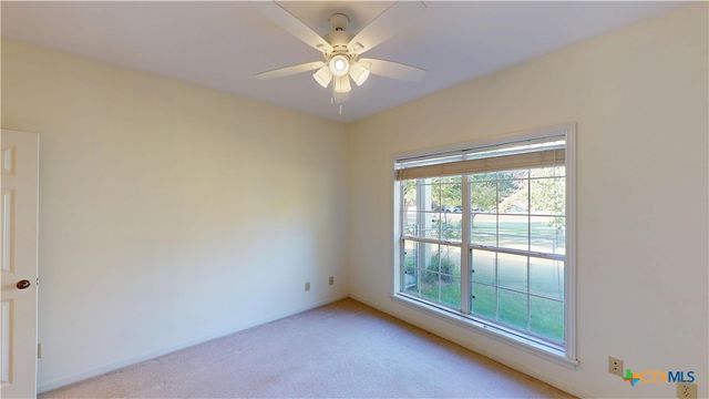 234 Lakeview Drive, Victoria, TX 77905