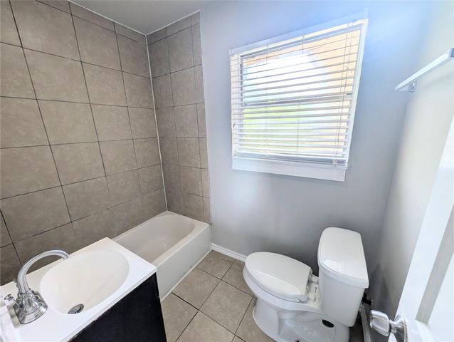 2819 Dragonwick Drive, Houston, TX 77045