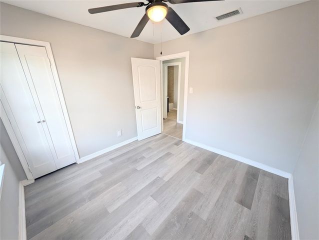 2819 Dragonwick Drive, Houston, TX 77045