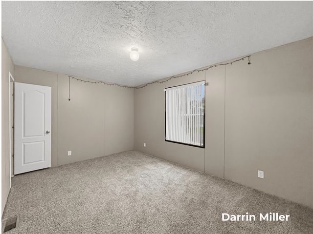 1436 Sarnia Street, Norton Shores, MI 49444