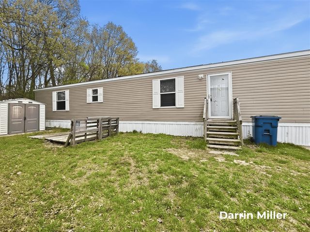 1436 Sarnia Street, Norton Shores, MI 49444