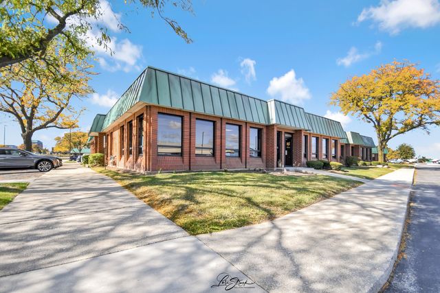 1311 Butterfield Road 306, Downers Grove, IL 60515