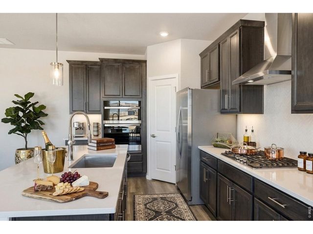 228 Sugar Beet Ln, Berthoud, CO 80513