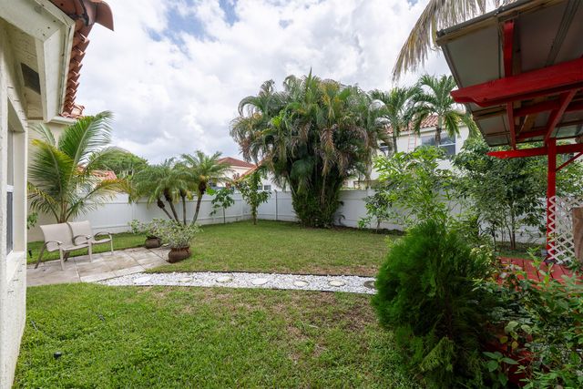 7308 N NAUTICA Way, Lake Worth, FL 33467