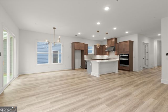 252 Vinca Circle NW, Kennesaw, GA 30144