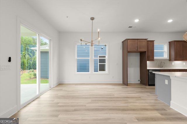 252 Vinca Circle NW, Kennesaw, GA 30144