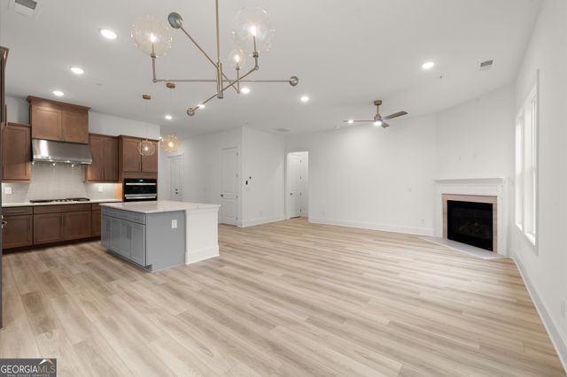 252 Vinca Circle NW, Kennesaw, GA 30144
