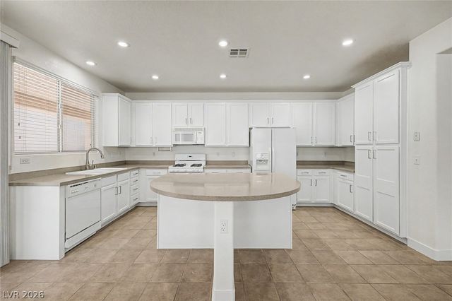 835 Entrada Ridge Avenue, Henderson, NV 89012