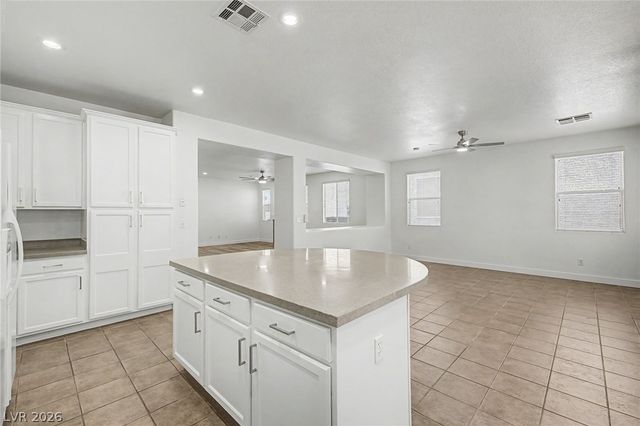 835 Entrada Ridge Avenue, Henderson, NV 89012