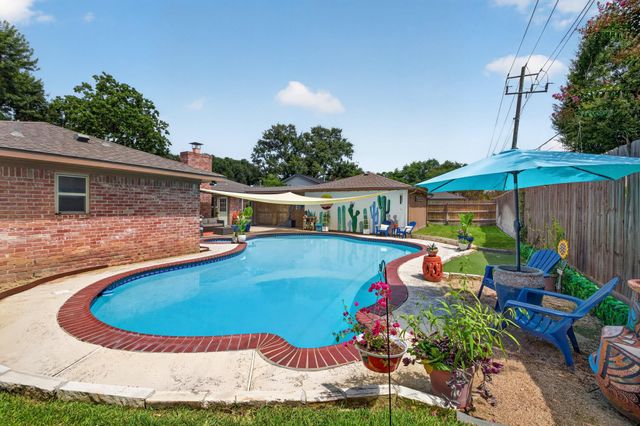 2927 Cypress Point Drive, Missouri City, TX 77459