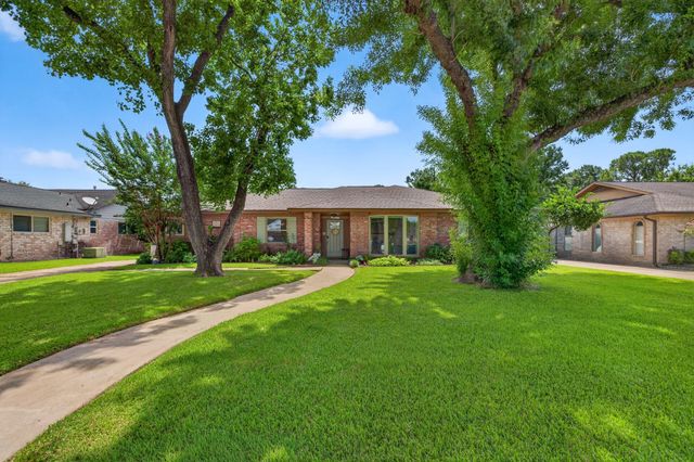 2927 Cypress Point Drive, Missouri City, TX 77459