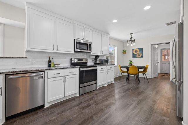 2927 Cypress Point Drive, Missouri City, TX 77459